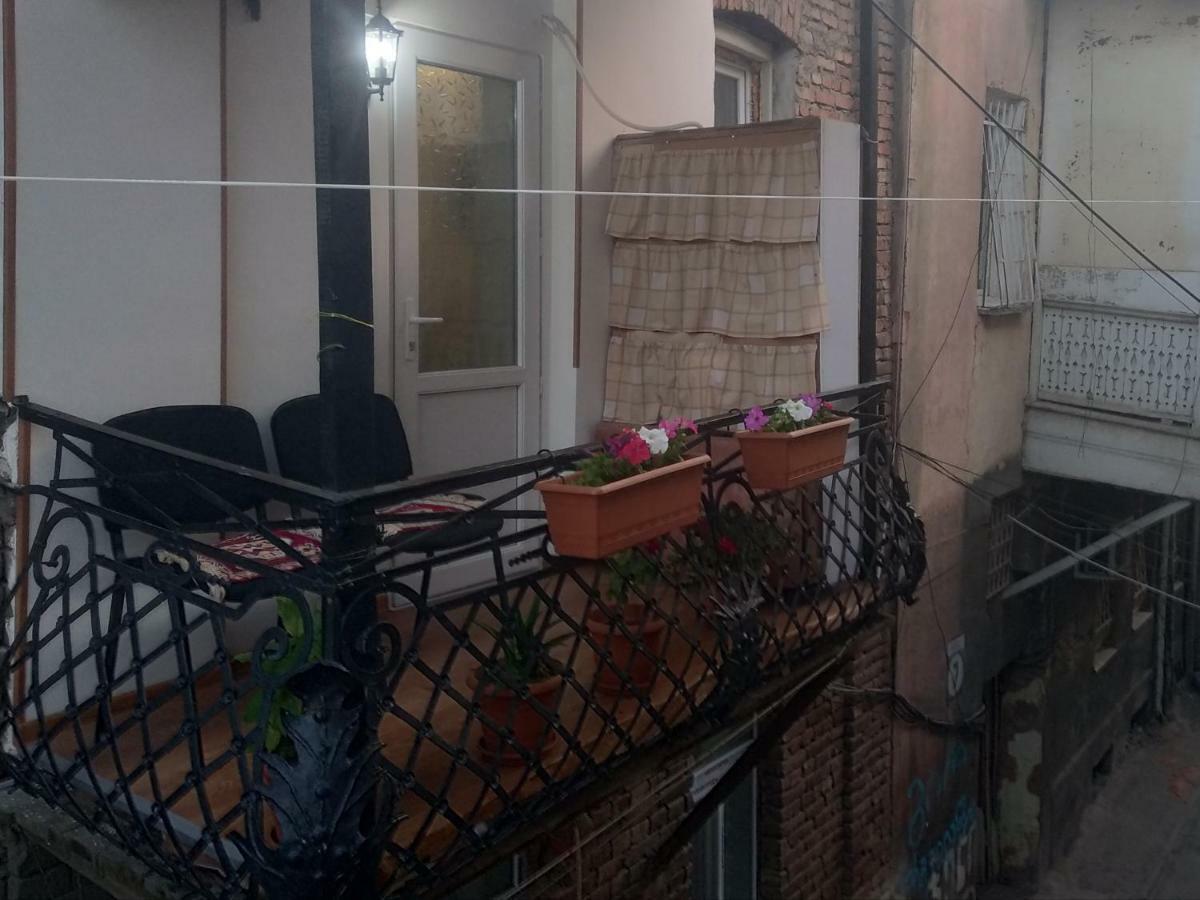 Emi&Mari Apartment Tbilisi Exterior photo